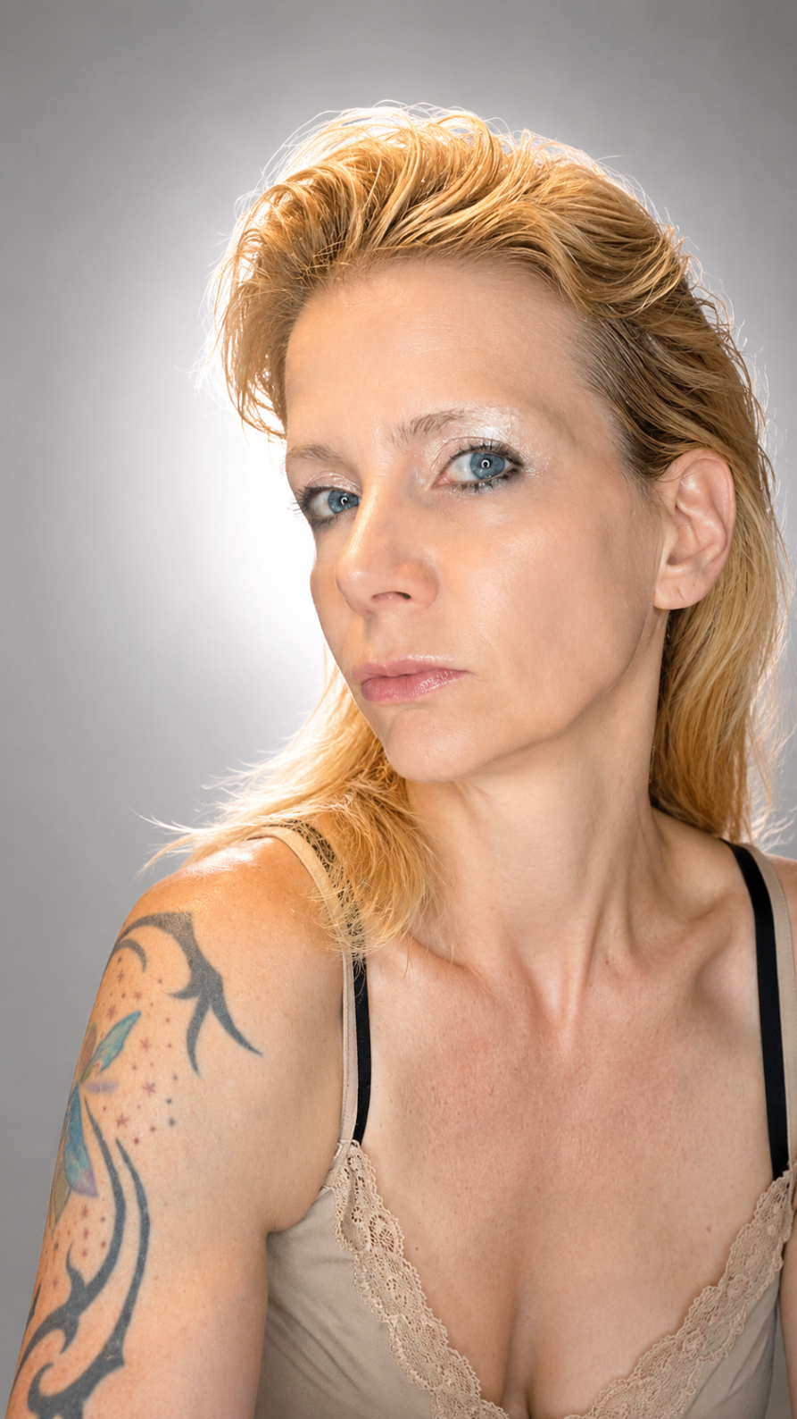 Melanie Mende, Seitenprofil